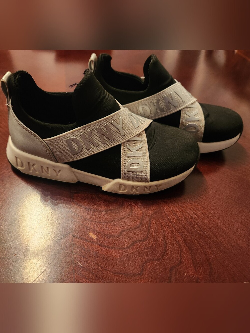 DKNY Kids Black and White Slip-On Sneakers with Logo Silver Straps